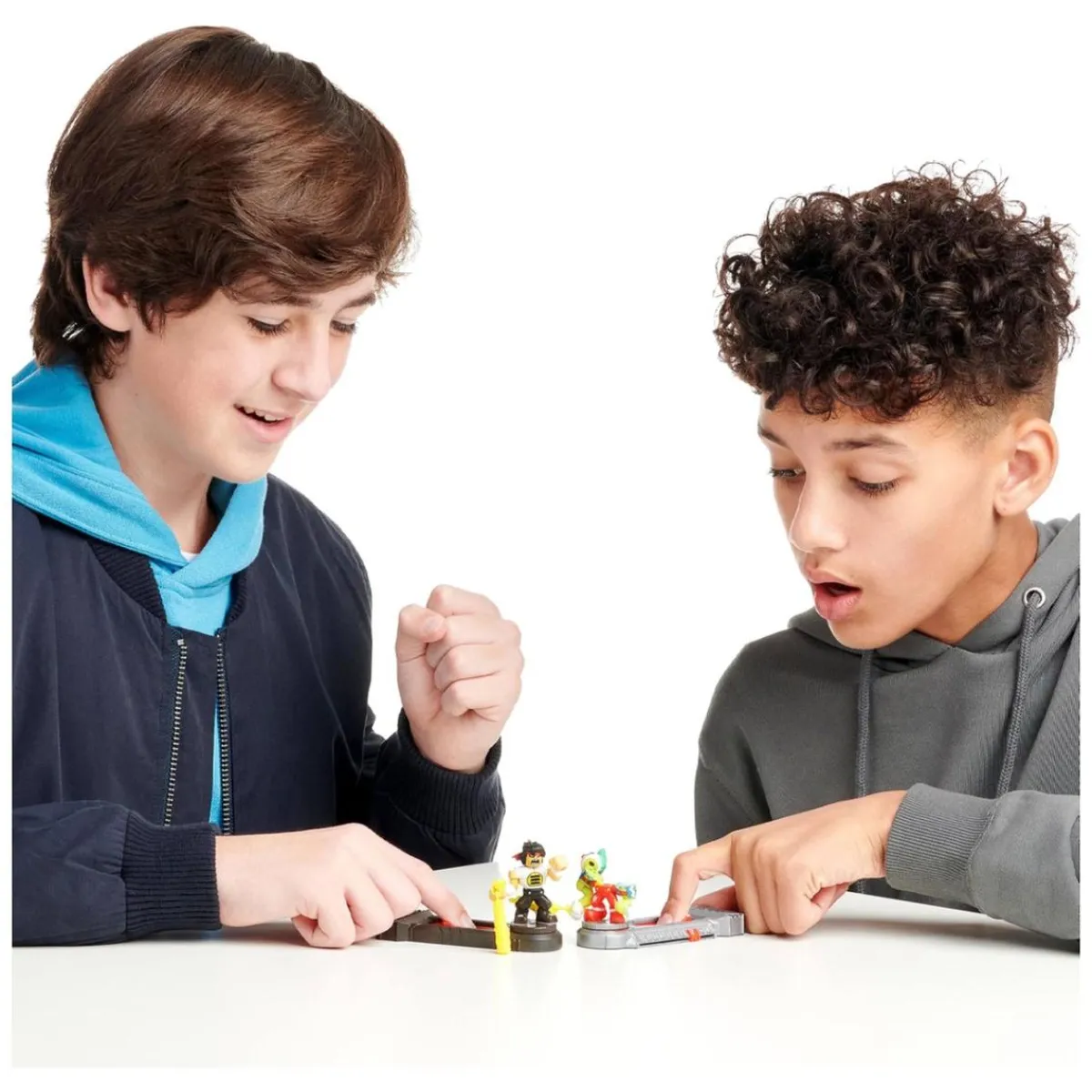 Online - Versus pack - Set 2 figuras con mando (varios modelos) Figuras De Acción