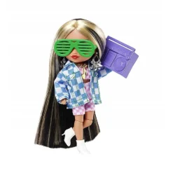 - Muñeca extra mini chaqueta de cuadros*BARBIE