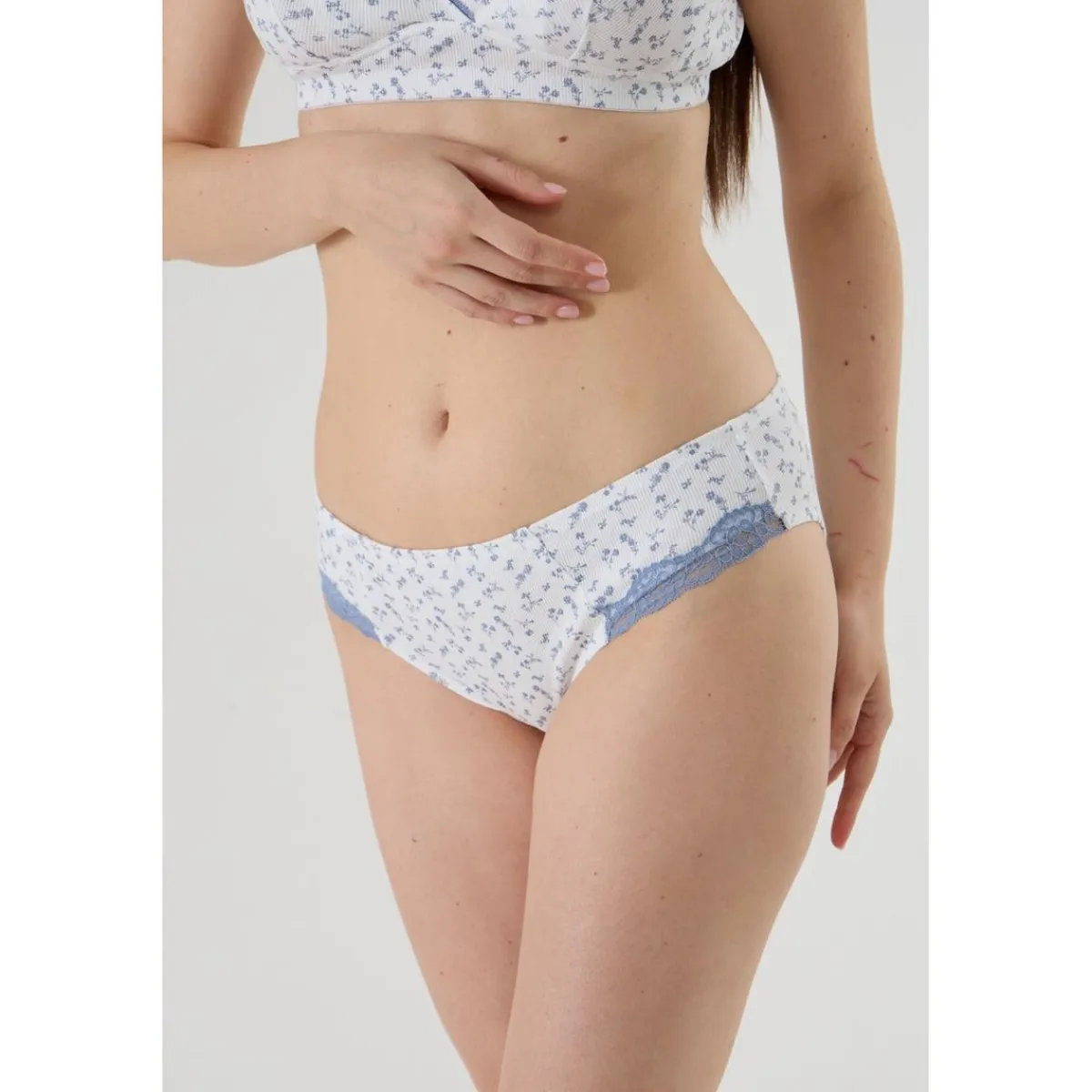 New Braguita Premamá con Encaje y Estampado Floral Premamá·Íntimo Y Noche|Íntimo Y Noche·Slip