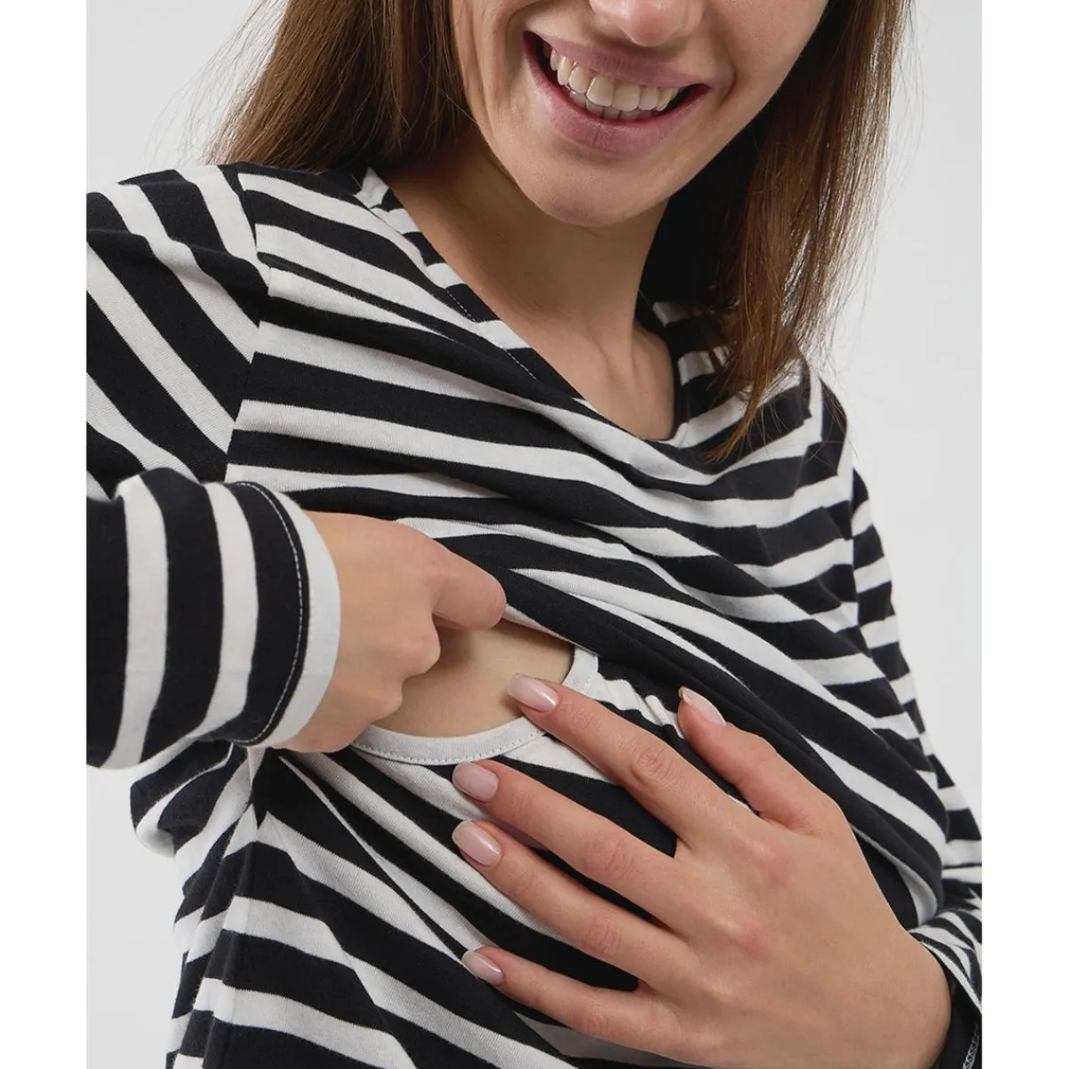 Camiseta de lactancia con estampado de rayas blanco/azul*Prenatal Outlet