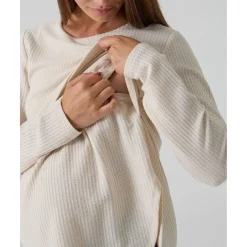 Camiseta de lactancia y premamá en tejido waffle color crema*Prenatal Online