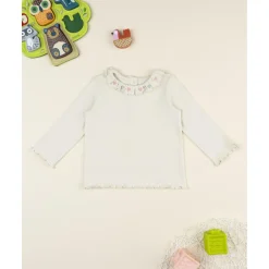 Camiseta niña color crema con bordado cuello*Prenatal Sale