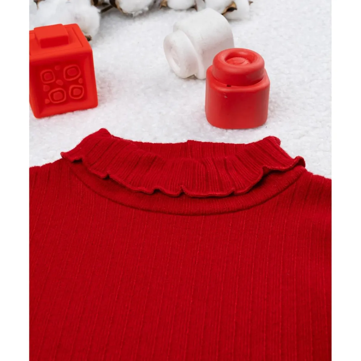 Camiseta niña roja de canalé*Prenatal Clearance