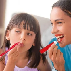 - Lipgloss y Lapiz de Labios Cherry*CRAZY CHIC Best