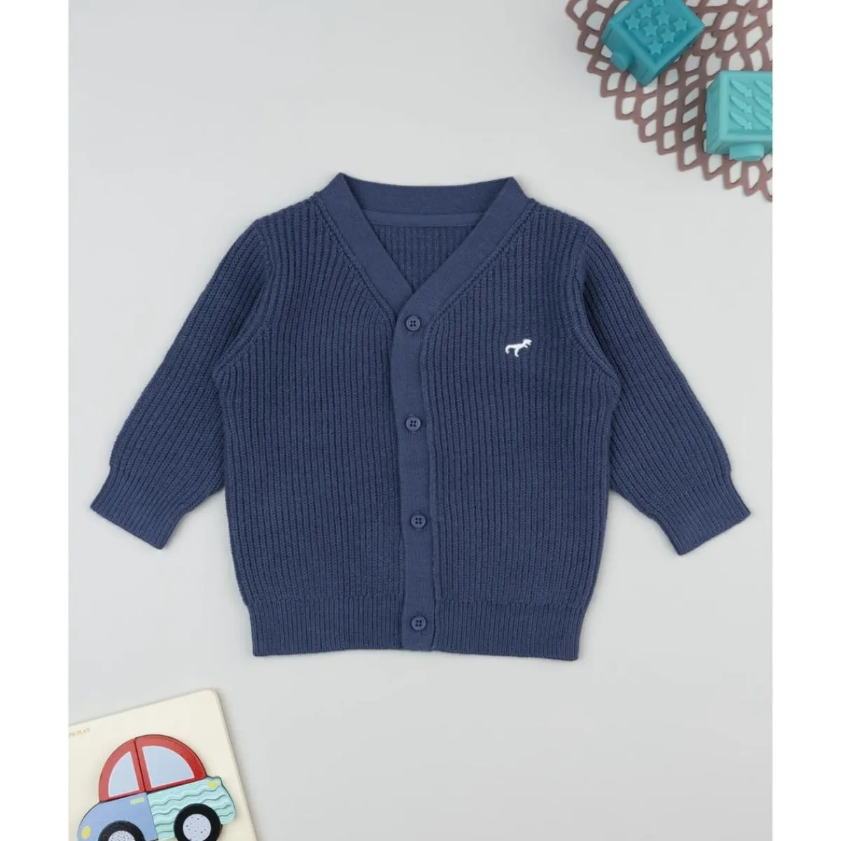 Cárdigan de niño azul tricotado*Prenatal