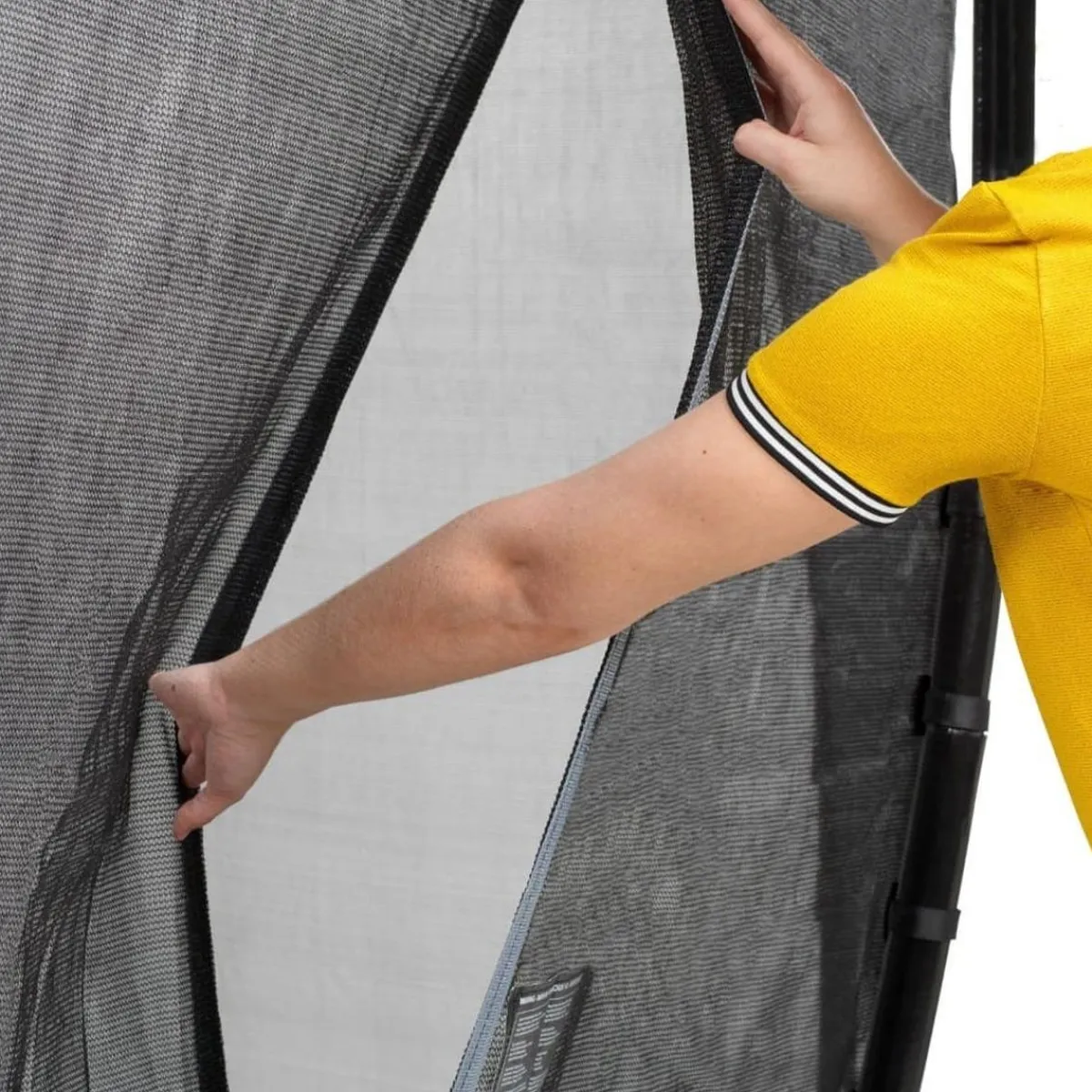 New Exit - Cama elástica de suelo Dynamic 244 x 427 cm negro con red de seguridad Camas Elásticas