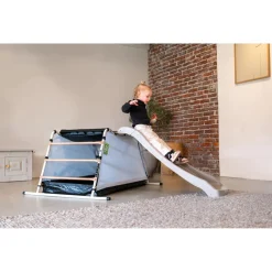 New Exit- Mi primer Área de juego Columpios