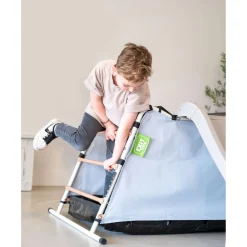 New Exit- Mi primer Área de juego Columpios