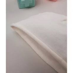 Gorro de lana y algodón para recién nacida*Prenatal Clearance