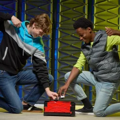 Hasbro - Beyblade - Clash and Carry Beystadium Battle Arena*HASBRO IBERIA Sale