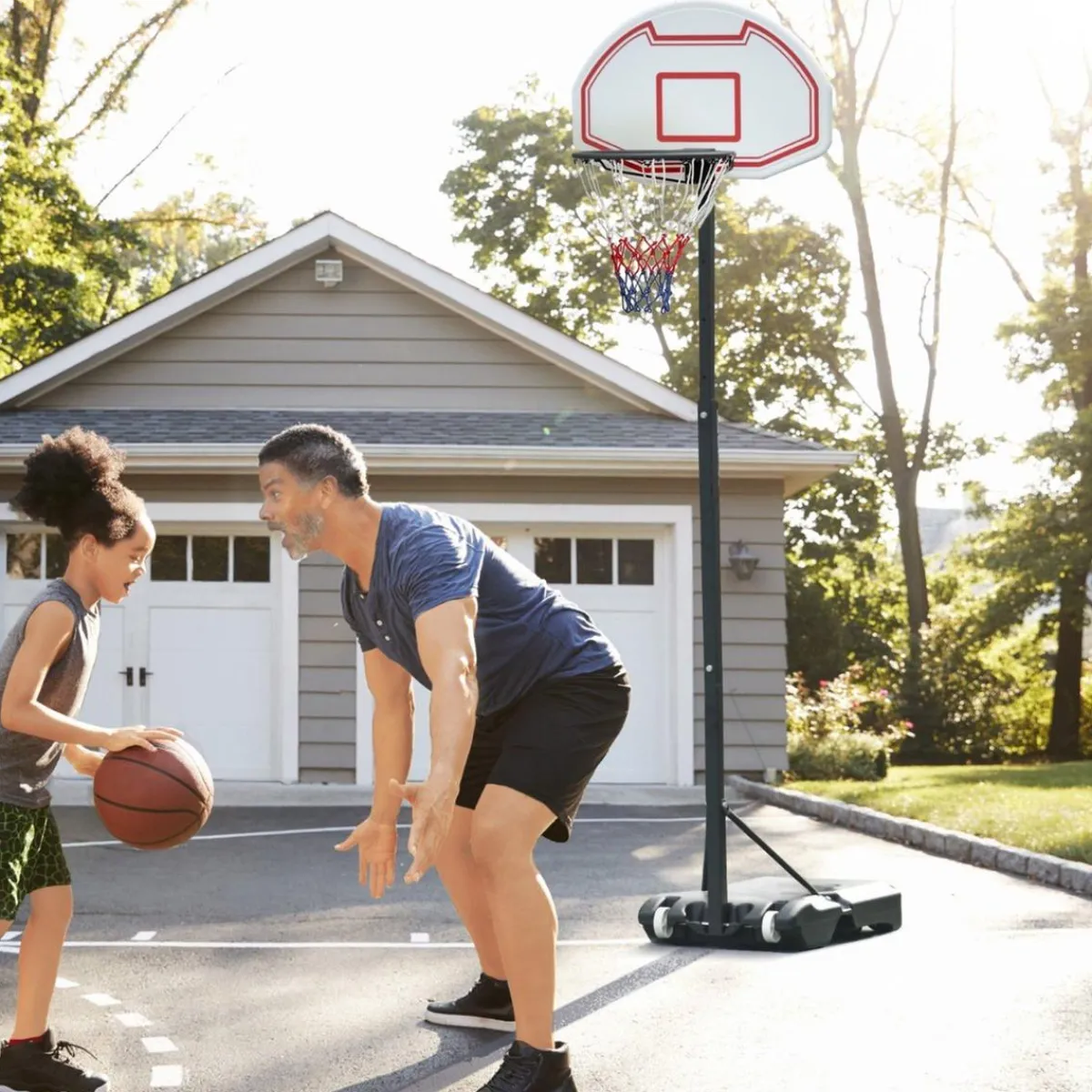 New - Canasta de baloncesto de pie ajustable de 194-249 cm Deportes