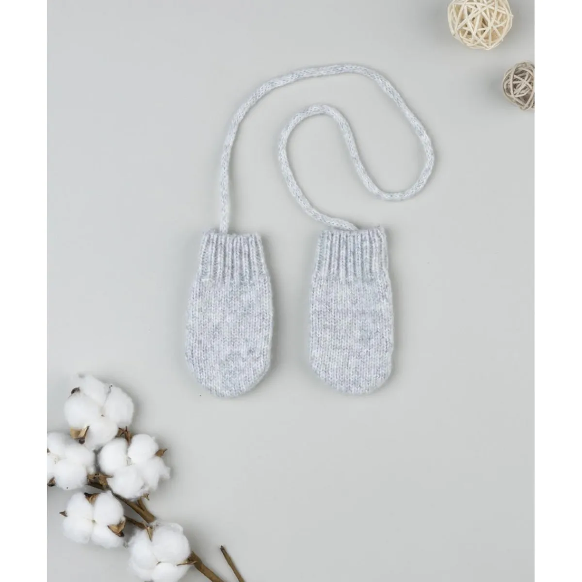 Manoplas tricot grises con hilo metalizado para niña Calzado Y Accesorios·Accesorios Y Complementos
