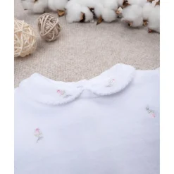 Monito de bebé blanco con osito de regalo*Prenatal Clearance