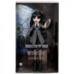 - Miércoles con uniforme del colegio*MONSTER HIGH Outlet