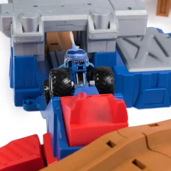 - Pista de carreras Supercharger*MONSTER JAM