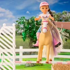 Best - Muñeca articulada con caballo y accesorios de cuidado ㅤ Muñecas