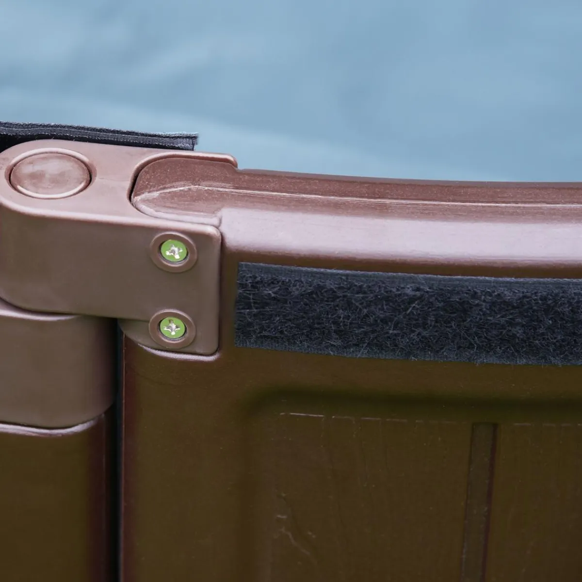 Discount - Arenero con Asientos y Cubierta Impermeable Juguetes De Verano