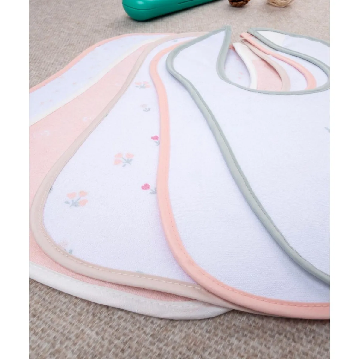 Pack de 5 Baberos de Rizo para Niña*Prenatal Hot