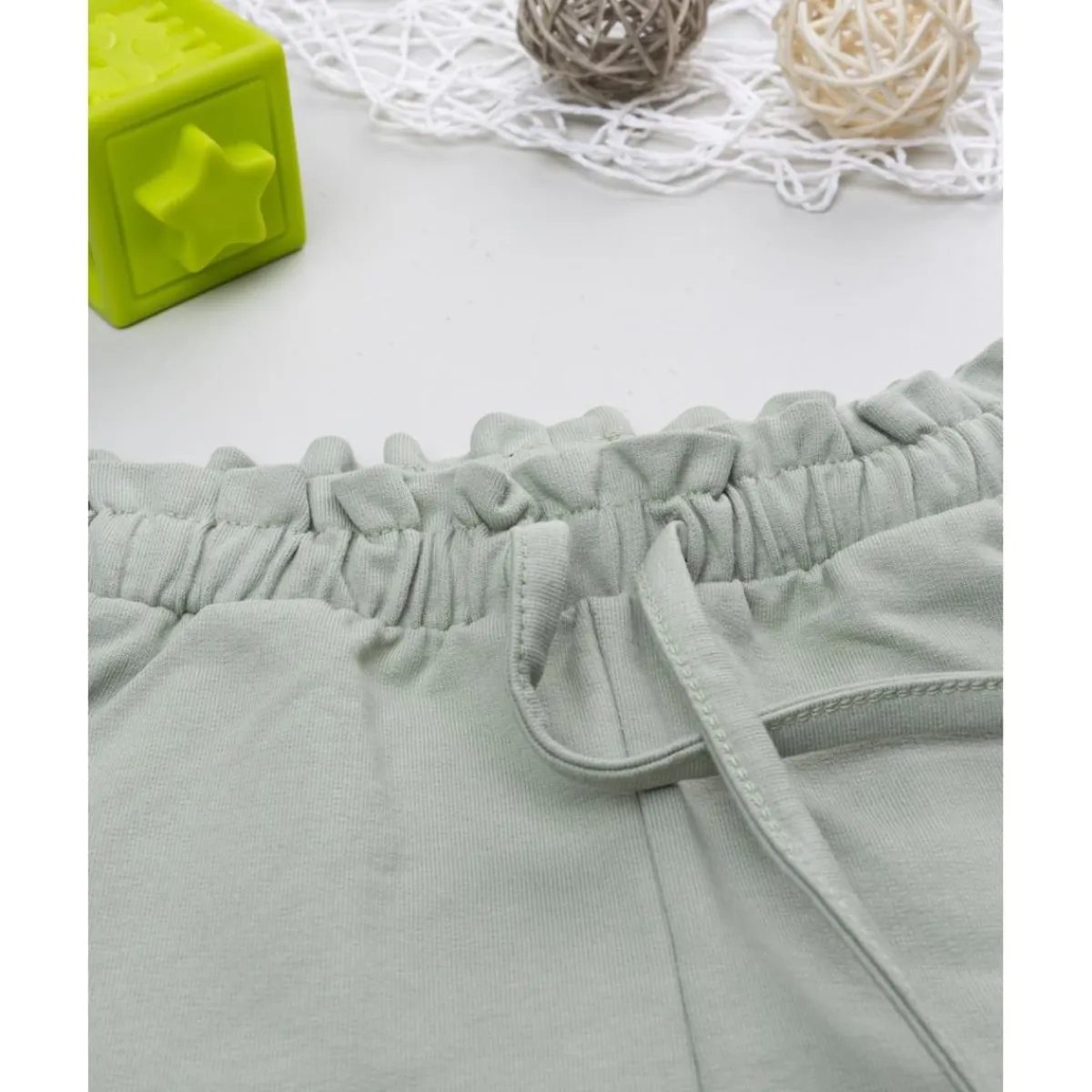 Sale Pantalón niña verde con corazón bordado Niña·Bebé Niña 3-36 Meses|Bebé Niña 3-36 Meses·Vaqueros, Pantalones Y Petos