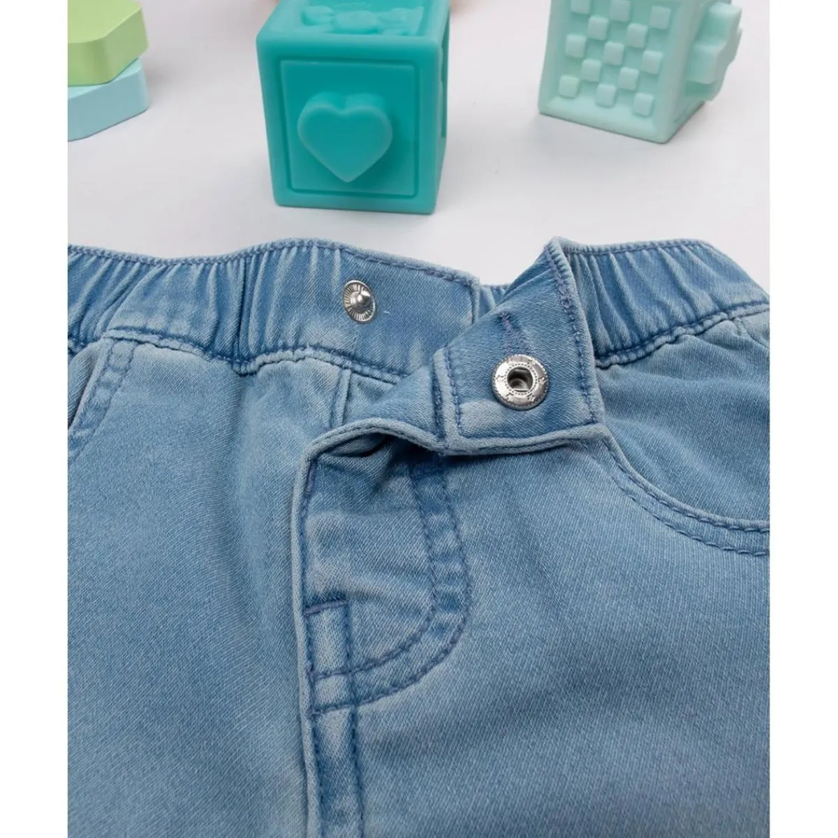 Pantalón niño azul denim con bolsillos*Prenatal Sale