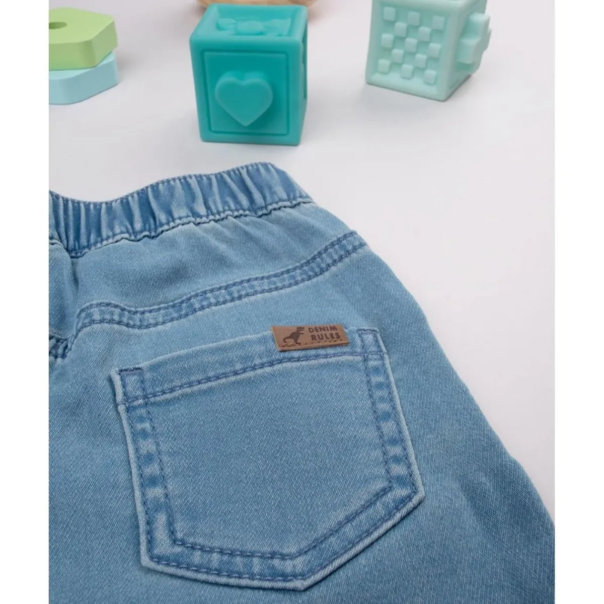 Pantalón niño azul denim con bolsillos*Prenatal Sale