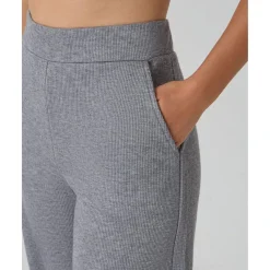 Pantalón premamá de pierna ancha gris “fake tricot”*Prenatal Outlet