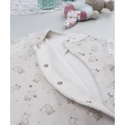 Pelele marrón de niña con estampado allover*Prenatal Clearance