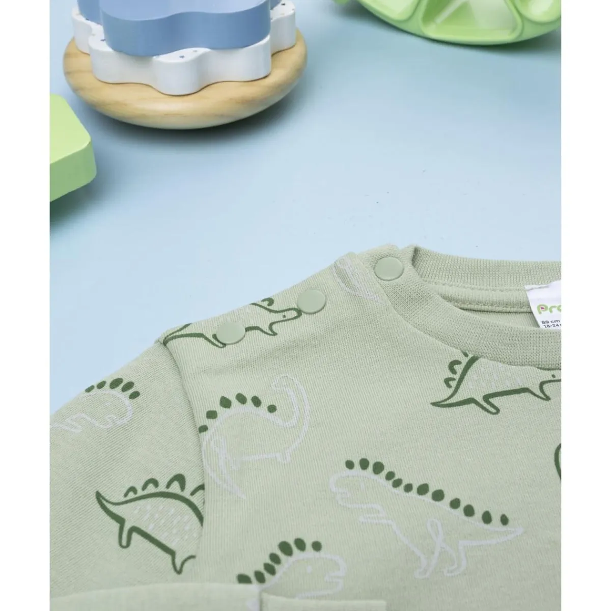 Pijama verde de dinosaurios para niño*Prenatal Clearance