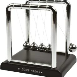 Péndulo de Newton multicolor, material ABS y acero, 9x9 cm Estilo De Vida