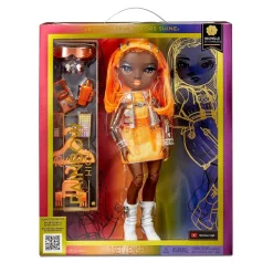 - Michelle St. Charles Muñecas