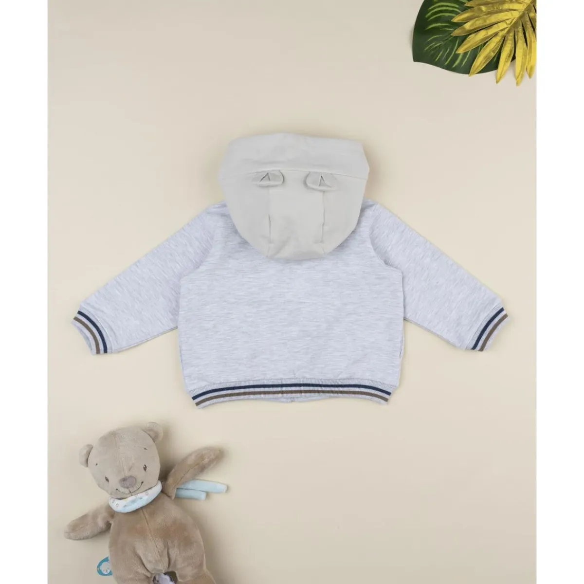 Sudadera gris con capucha y estampado de oso para niño*Prenatal Online
