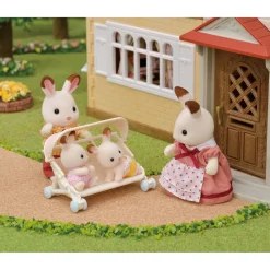 Sylvanian Families - Carrito de trillizos con muñeca ㅤ*EPOCH PARA IMAGINAR S.L. Online
