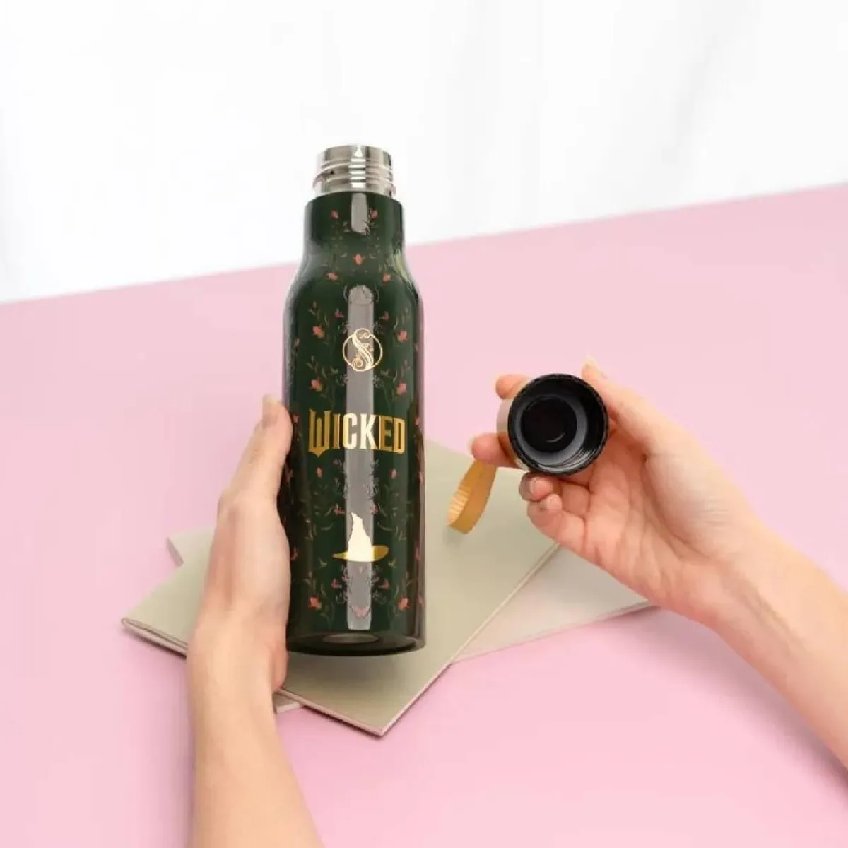 Wicked - Botella Acero Inoxidable Hot&Cold 550ml*GRUPO ERIK Hot